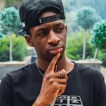 TOBI BROWN